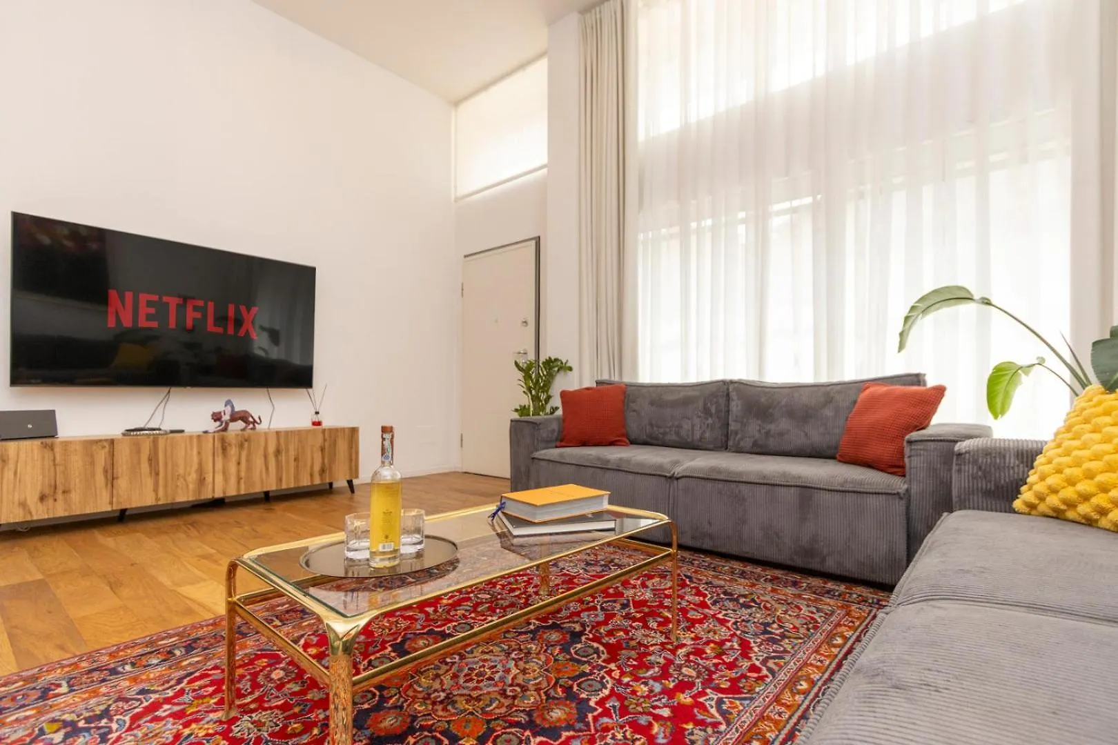 Loft Luxury Design- Apt With 2 Bedrooms -Wifi Ultra-5Min Metro Milán